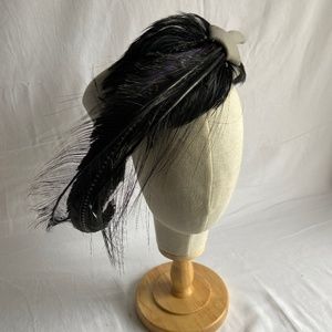 Mr. John vintage 100% wool grey hat with feathers